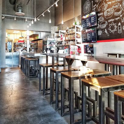Oi Asian Fusion - Filipino Restaurant