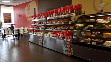 Red Ribbon Bakeshop - Filipino Restaurant